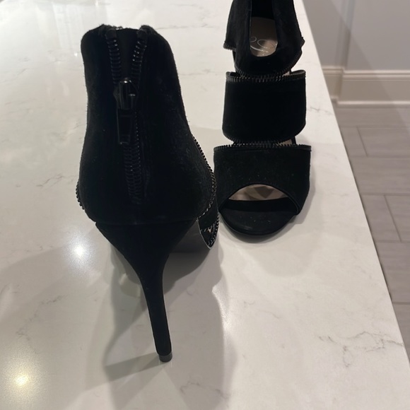 Women’s black open toe heels - Picture 2 of 6